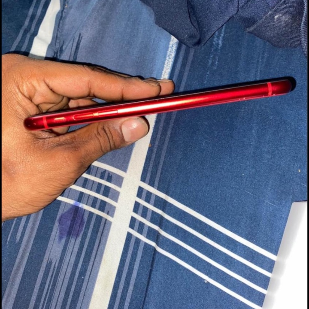 iPhone 11 - Picture 4 of 6